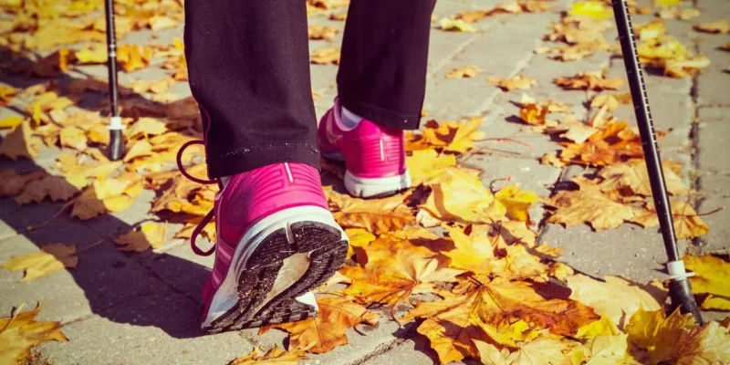Jak zacząć uprawiać nordic walking w mieście z małą ilością zieleni?