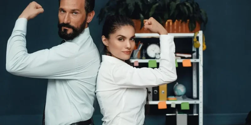 Książki rozwoju osobistego dla introwertyków: co warto przeczytać?