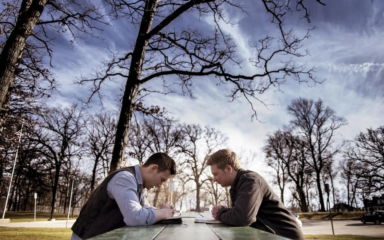 Planowanie mikroprzygód: krótkie wyjazdy weekendowe dla mieszkańców dużych miast