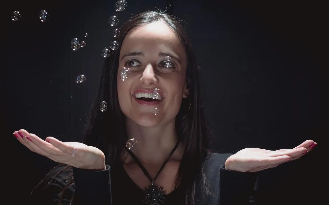 Seriale psychologiczne na chłodne wieczory: subiektywne zestawienie 2025